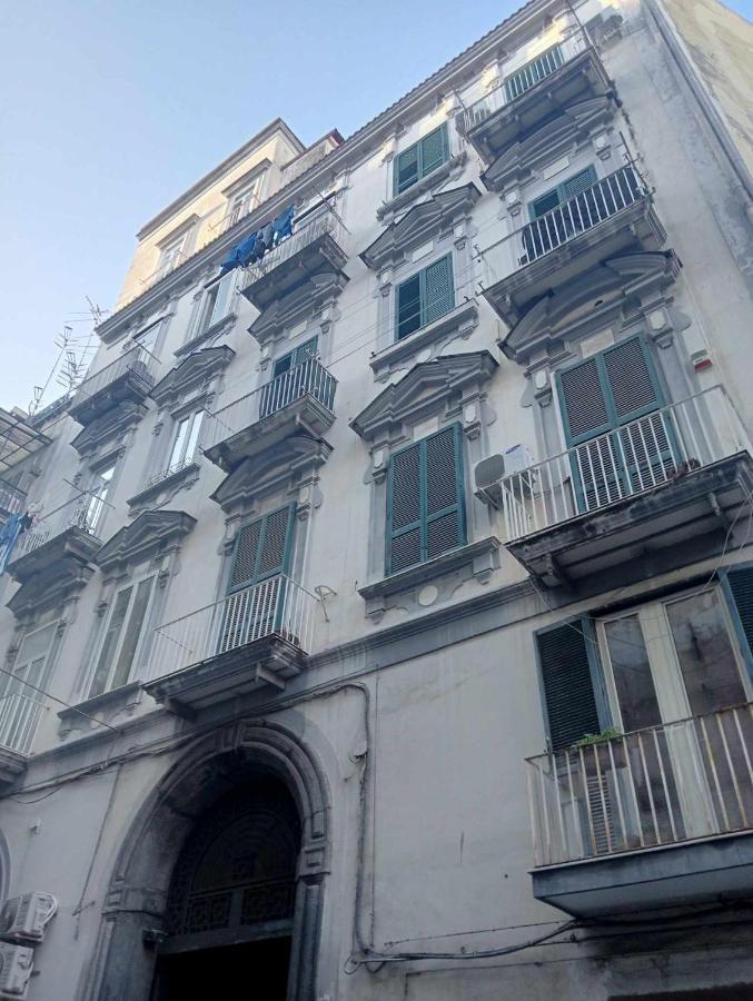 B&B Palazzo Sersale Napoli Eksteriør billede